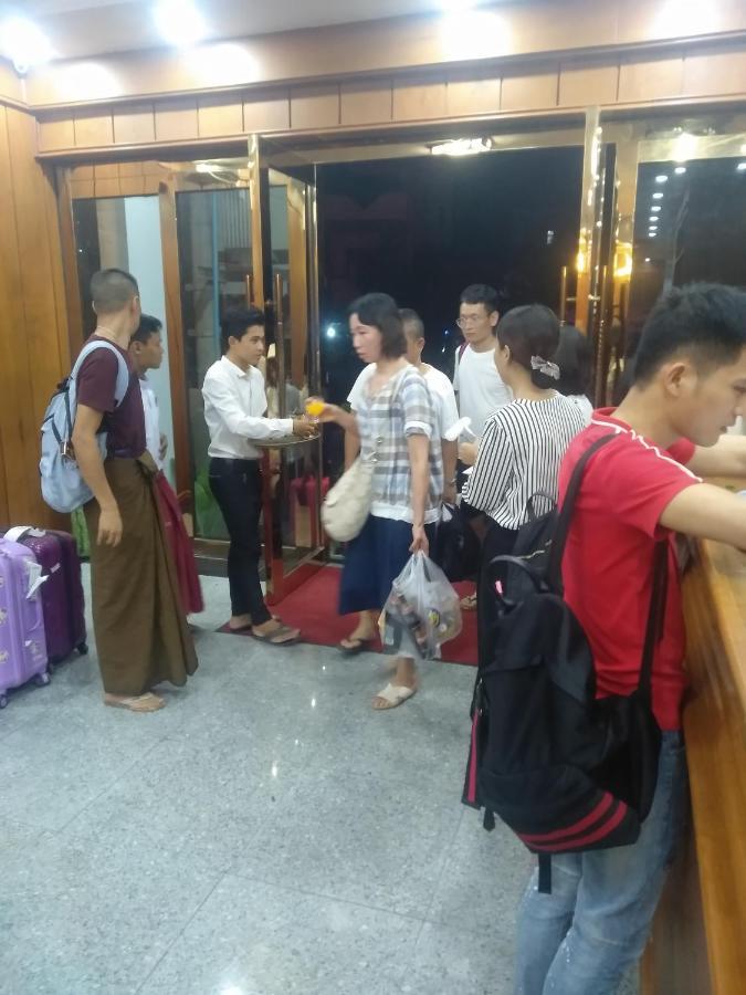 Mandalar May One Hotel 曼德勒 外观 照片